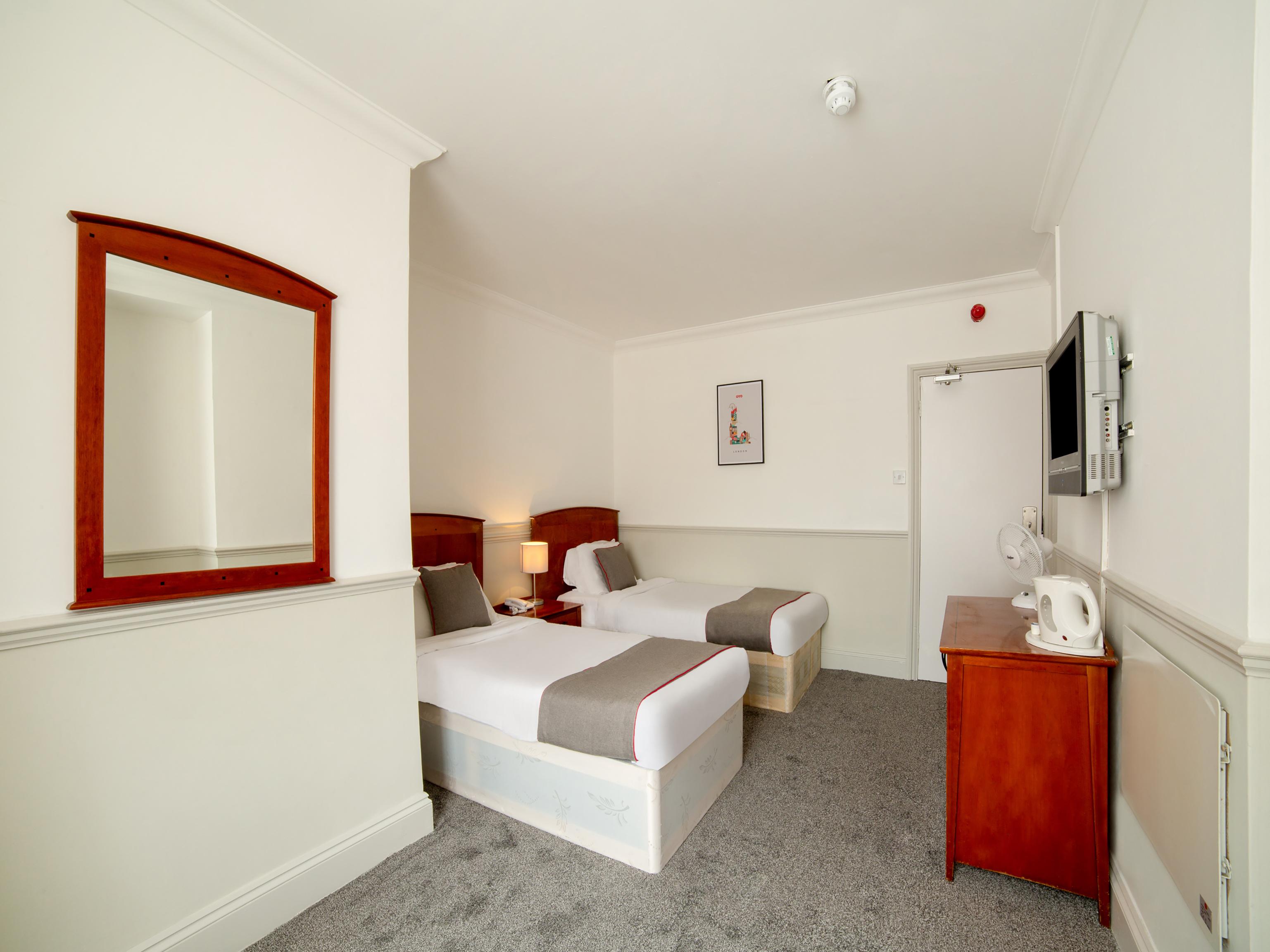Oyo London Luton Hotel Luton  Exterior photo